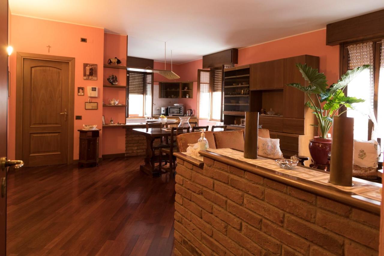 A Casa Di Anna, Elegant Flat In Cremona Lejlighed Eksteriør billede